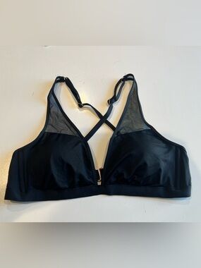 NWOT Shade & Shore Black Mesh-Trim Triangle Bikini Top Size Medium